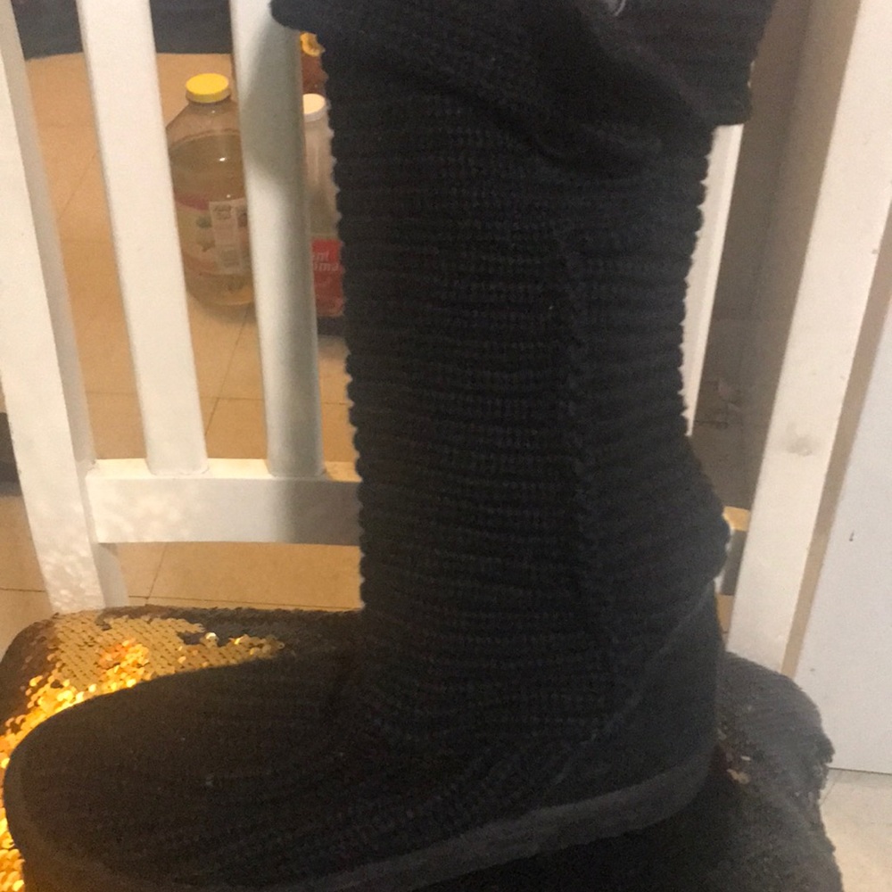 Ugg